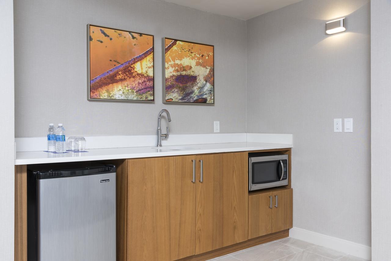 Sonesta Grand Rapids Airport Kentwood
