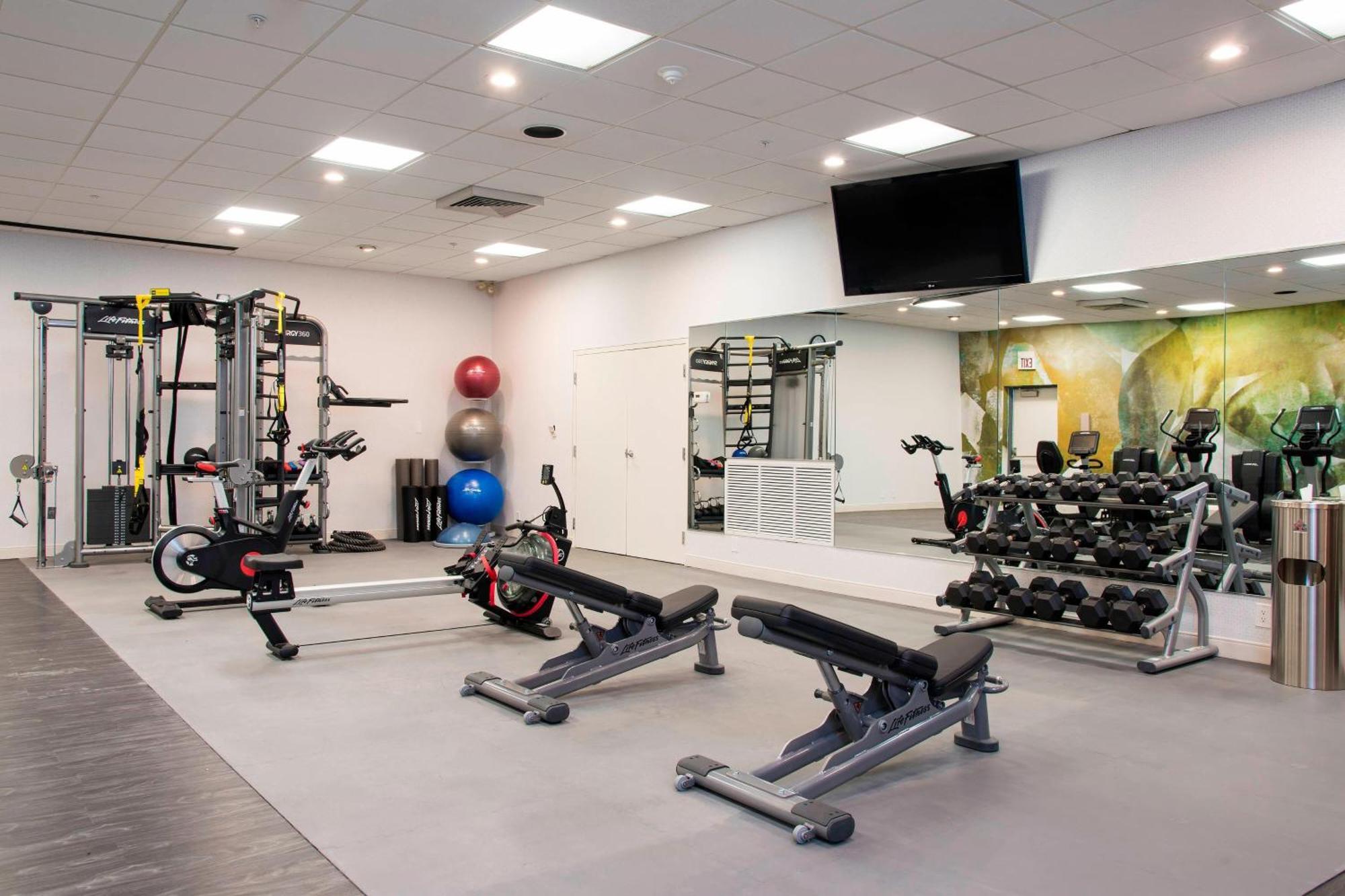 Sonesta Airport Hotel Kentwood