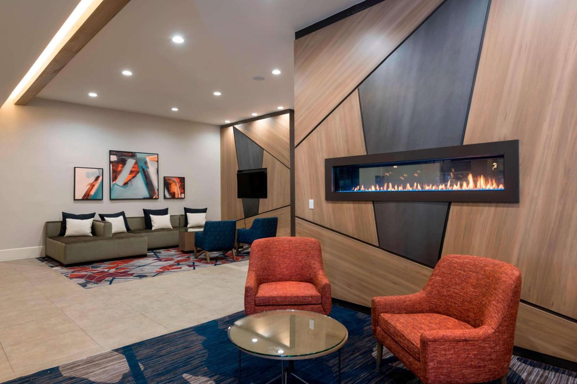 Hotel Sonesta Airport